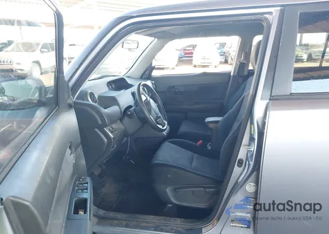 2011 Scion Xb z USA, uszkodzony, nr VIN JTLZE4FE7B1122262